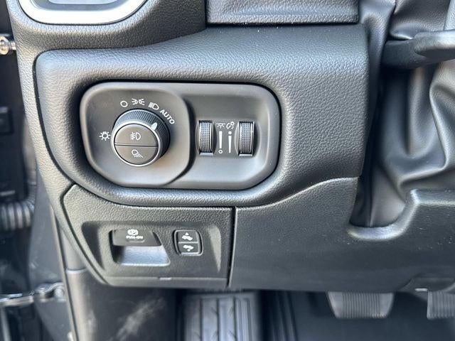 2026 RAM Ram 1500 RAM 1500 LARAMIE CREW CAB 4X2 5'7' BOX