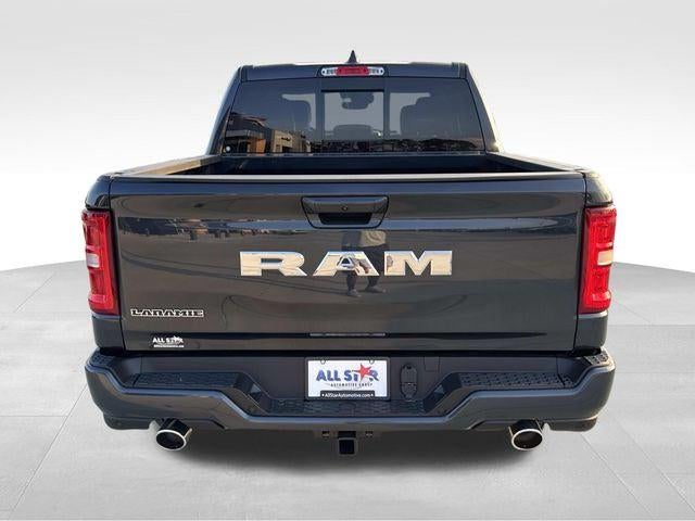 2026 RAM Ram 1500 RAM 1500 LARAMIE CREW CAB 4X2 5'7' BOX
