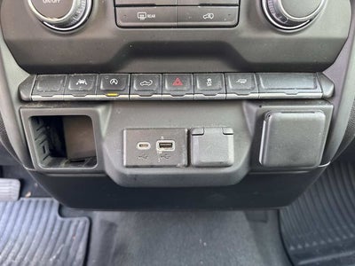 2022 Chevrolet Silverado 1500 2WD Crew Cab Short Bed Custom