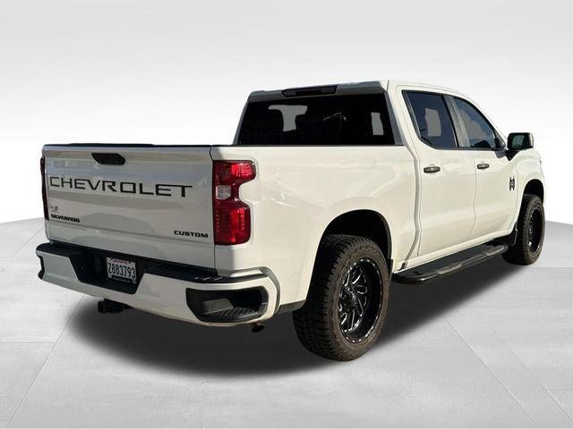 2022 Chevrolet Silverado 1500 2WD Crew Cab Short Bed Custom