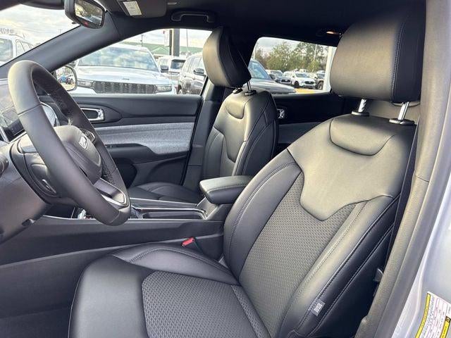 2026 Jeep Compass COMPASS LATITUDE 4X4