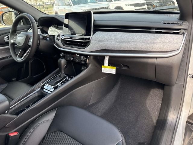 2026 Jeep Compass COMPASS LATITUDE 4X4