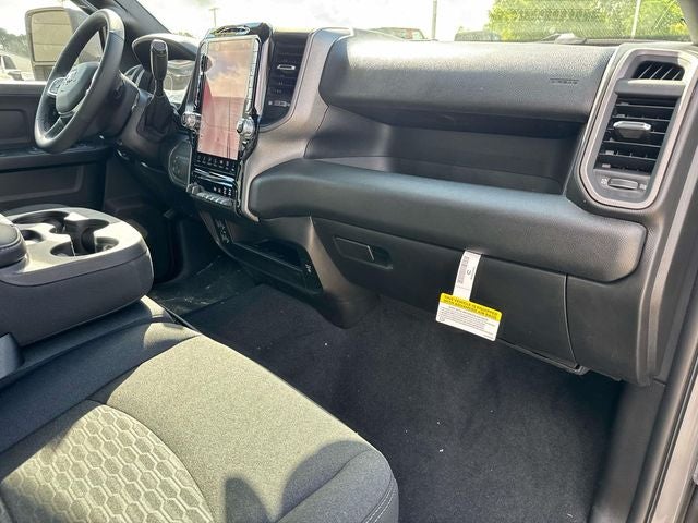 2026 RAM Ram 3500 RAM 3500 TRADESMAN CREW CAB 4X4 6'4' BOX