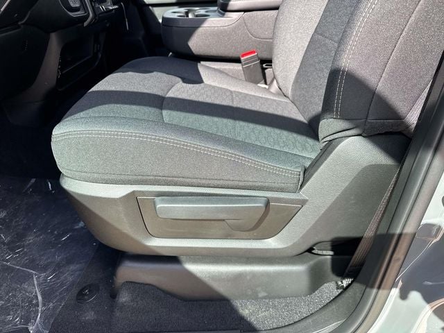 2026 RAM Ram 3500 RAM 3500 TRADESMAN CREW CAB 4X4 6'4' BOX