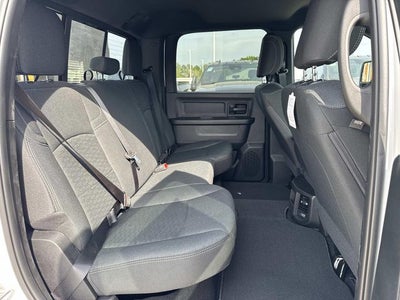 2026 RAM Ram 3500 RAM 3500 TRADESMAN CREW CAB 4X4 6'4' BOX