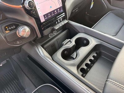 2026 RAM Ram 1500 RAM 1500 LARAMIE CREW CAB 4X2 5'7' BOX