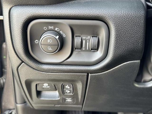 2026 RAM Ram 1500 RAM 1500 LARAMIE CREW CAB 4X2 5'7' BOX