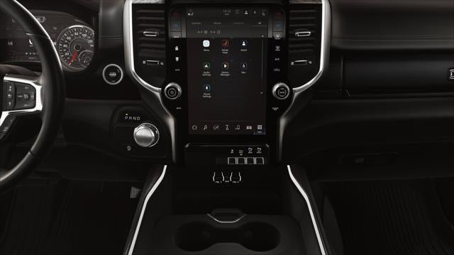 2026 RAM Ram 1500 RAM 1500 LARAMIE CREW CAB 4X2 5'7' BOX