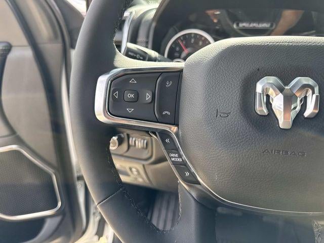 2026 RAM Ram 1500 RAM 1500 LARAMIE CREW CAB 4X2 5'7' BOX