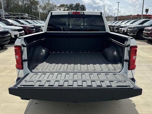 2026 RAM Ram 1500 RAM 1500 LARAMIE CREW CAB 4X2 5'7' BOX