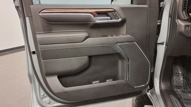 2023 Chevrolet Silverado 1500 4WD Crew Cab Standard Bed LT