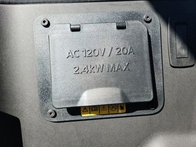 2023 Ford F-150 Lightning XLT