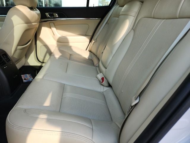 2013 Lincoln MKS Base