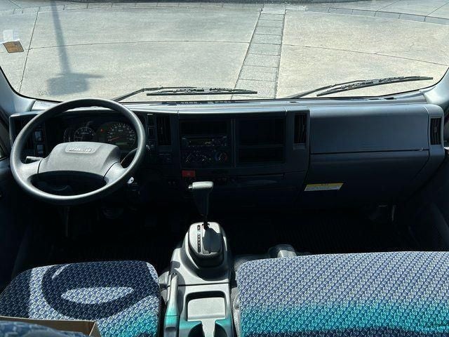 2025 Isuzu NPR N SERIES