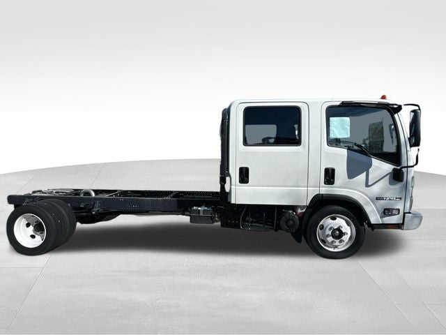 2025 Isuzu NPR N SERIES