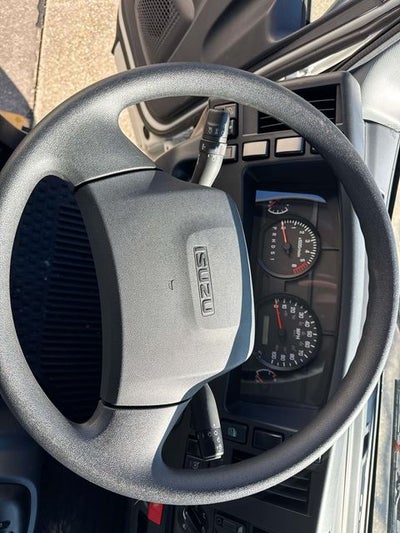 2025 Isuzu NPR N SERIES