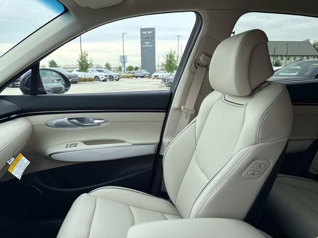 2026 Genesis GV70 2.5T Advanced