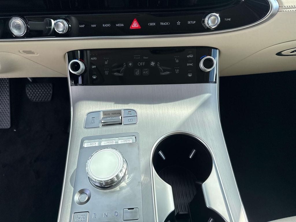 2026 Genesis GV70 2.5T Advanced