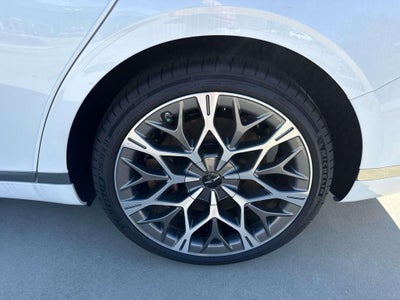 2026 Genesis G90 3.5T e-SC