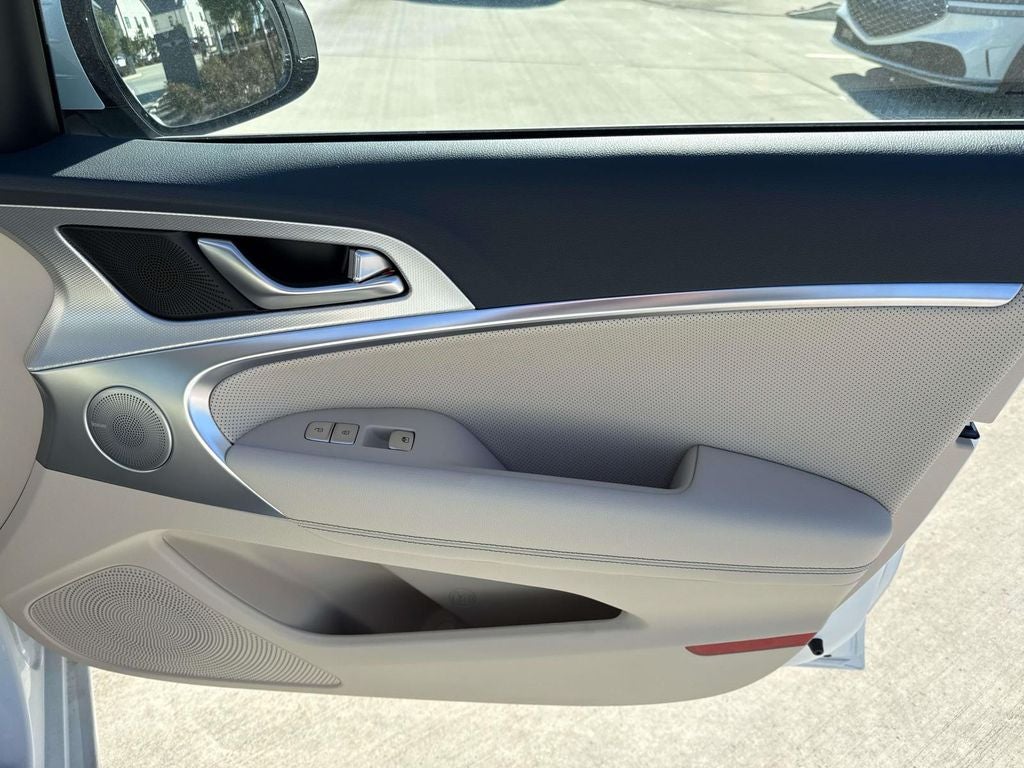 2026 Genesis G70 2.5T Prestige