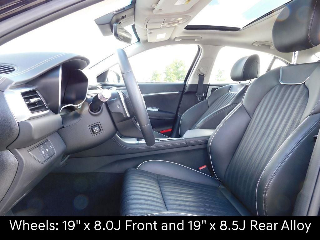 2026 Genesis G70 2.5T Prestige