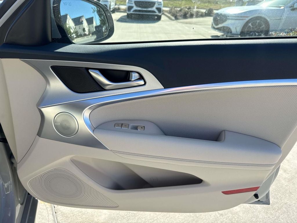 2026 Genesis G70 2.5T Prestige