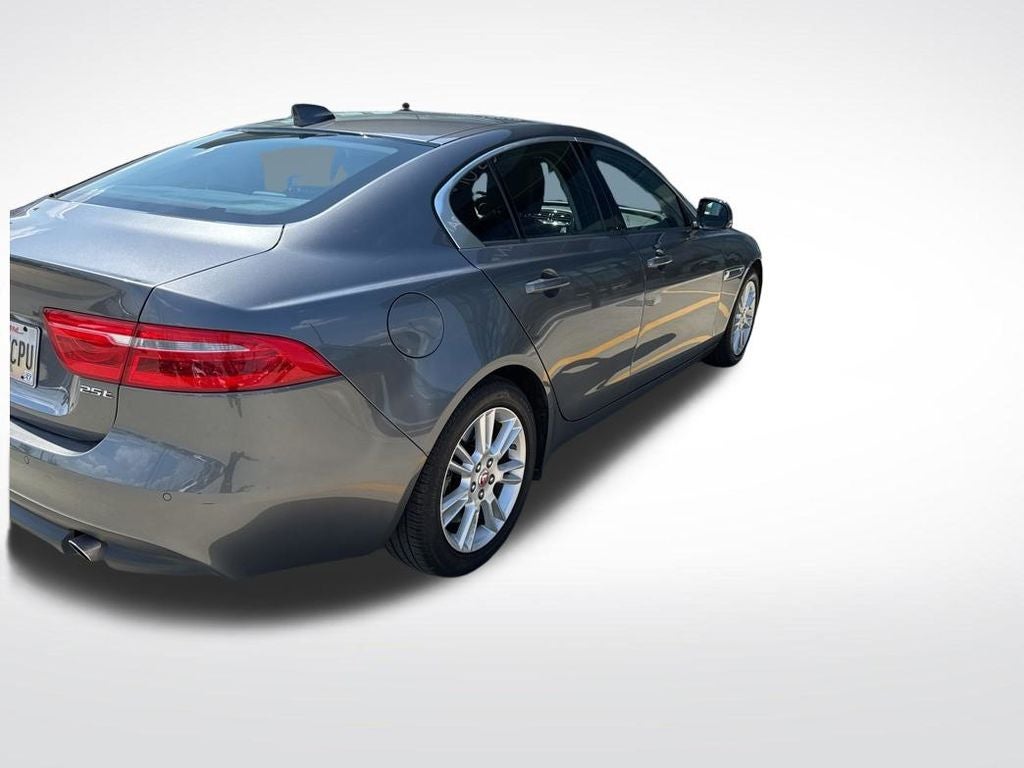 2018 Jaguar XE 25t Premium