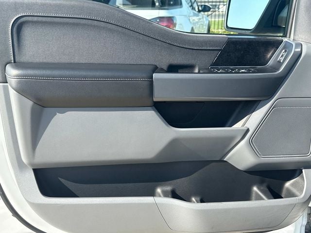 2023 Ford F-150 Lightning XLT