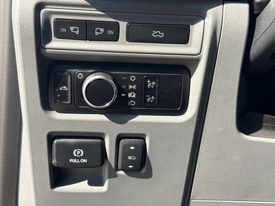 2023 Ford F-150 Lightning XLT