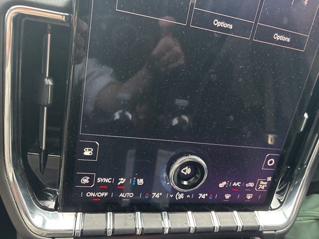 2025 GMC Yukon Elevation