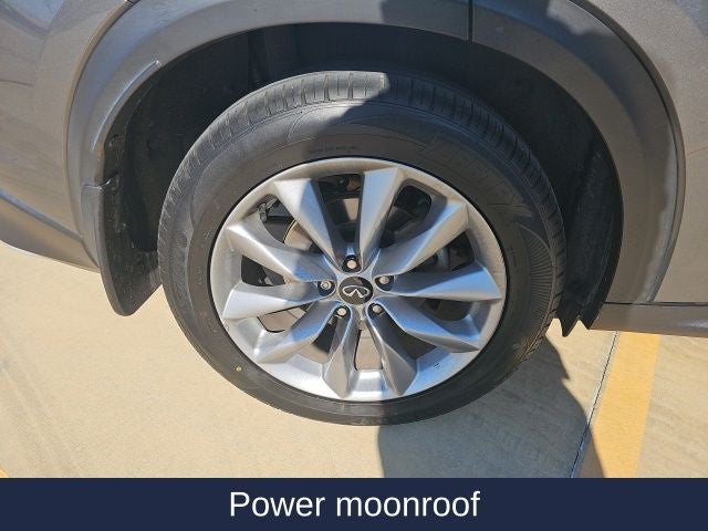 2022 INFINITI QX50 LUXE