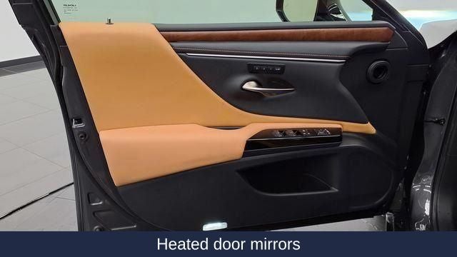 2025 Lexus ES 300h Luxury