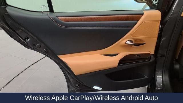 2025 Lexus ES 300h Luxury