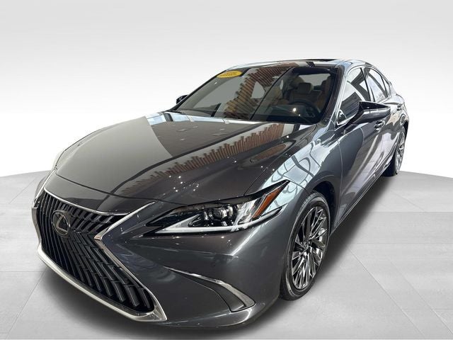 2025 Lexus ES 300h Luxury