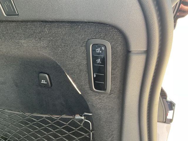 2026 Volvo EX90 Plus