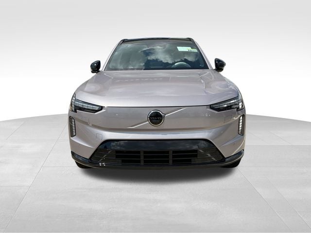 2026 Volvo EX90 Plus
