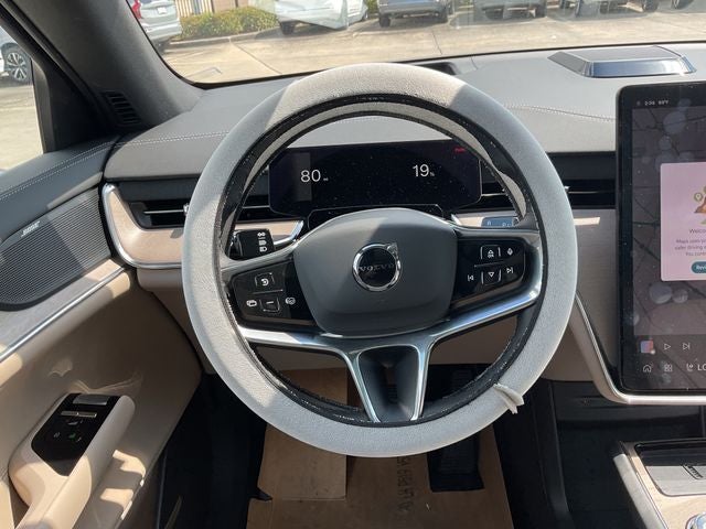 2026 Volvo EX90 Plus