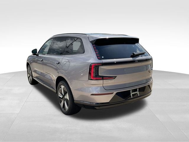 2026 Volvo EX90 Plus