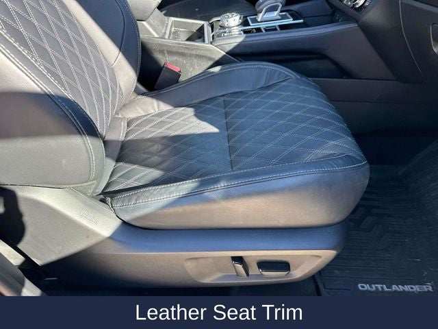 2023 Mitsubishi Outlander SEL Black Edition