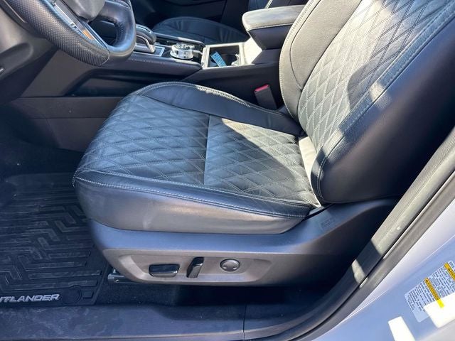 2023 Mitsubishi Outlander SEL Black Edition