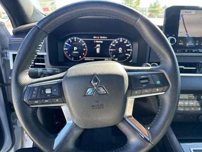 2023 Mitsubishi Outlander SEL Black Edition