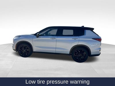 2023 Mitsubishi Outlander SEL Black Edition