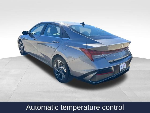 2024 Hyundai Elantra Hybrid Limited