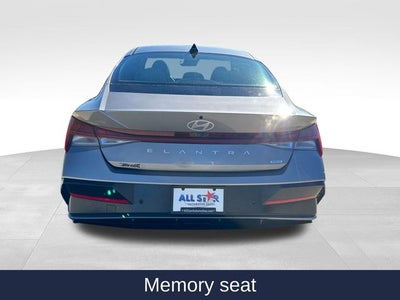 2024 Hyundai Elantra Hybrid Limited