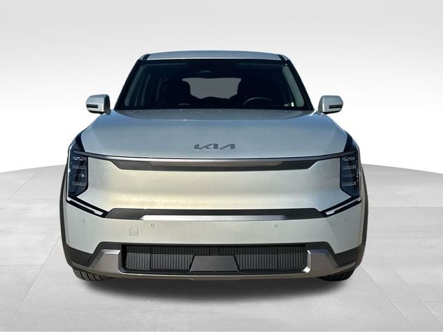 2024 Kia EV9 Light Long Range