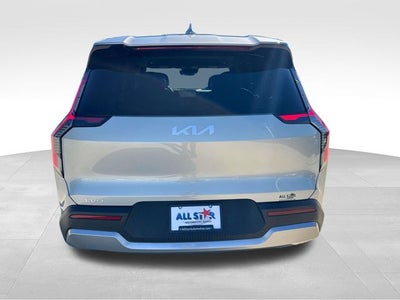 2024 Kia EV9 Light Long Range