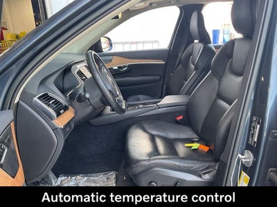 2023 Volvo XC90 B6 Plus 6-Seater