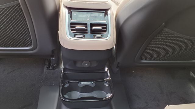 2026 Volvo XC90 B6 Plus 6-Seater