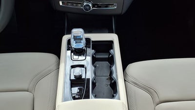 2026 Volvo XC90 B6 Plus 6-Seater