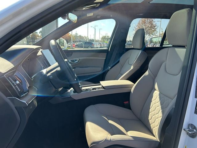 2026 Volvo XC90 B6 Plus 6-Seater